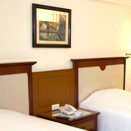 Huu Nghi Hotel Hajfong Zewnętrze zdjęcie
