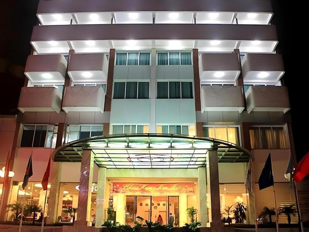 Huu Nghi Hotel Hajfong Zewnętrze zdjęcie