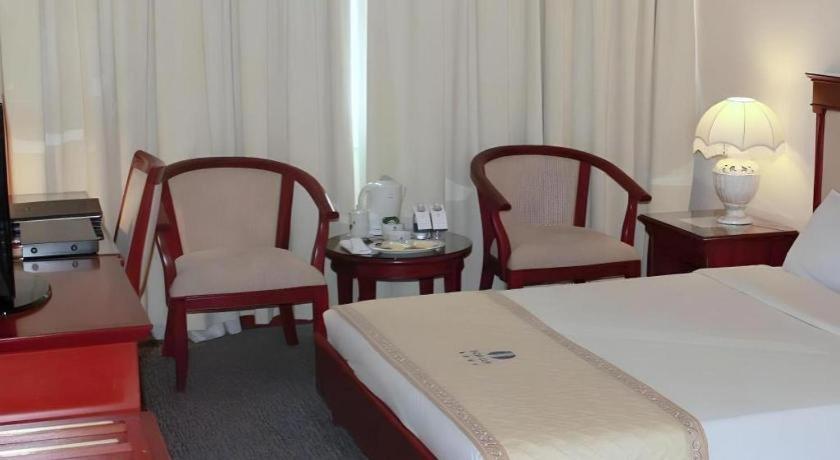 Huu Nghi Hotel Hajfong Zewnętrze zdjęcie