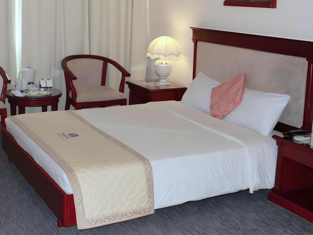 Huu Nghi Hotel Hajfong Zewnętrze zdjęcie
