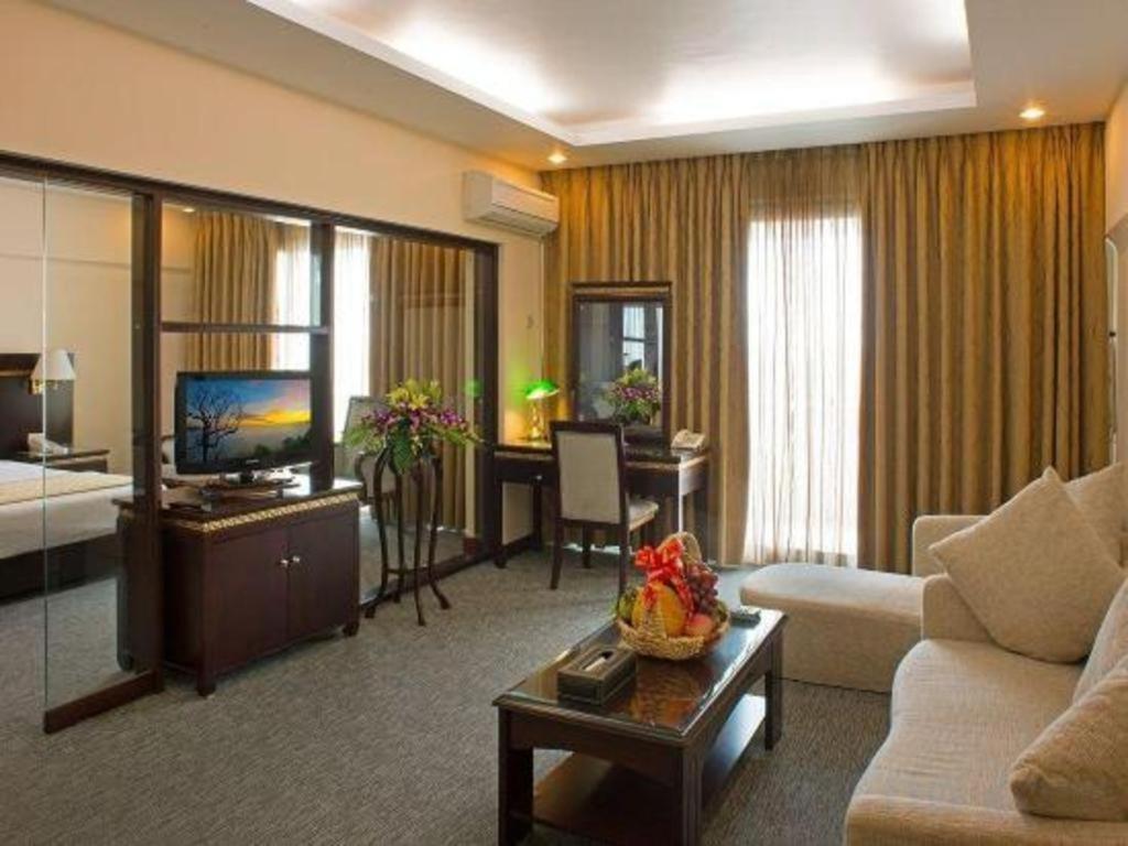 Huu Nghi Hotel Hajfong Zewnętrze zdjęcie
